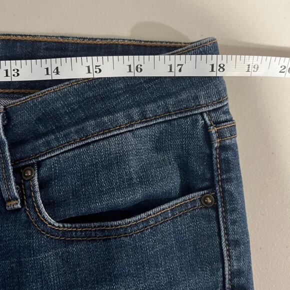 Levi’s Slight Curve Classic Bootcut Jean, Size 12/31 - Picture 7 of 9